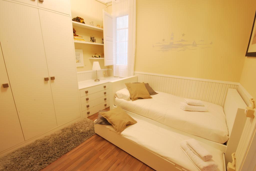 Appartement Gaudi SDB à Barcelone Extérieur photo